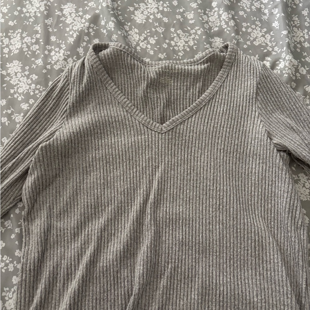 Gray Ribbed V-Neck Sweater